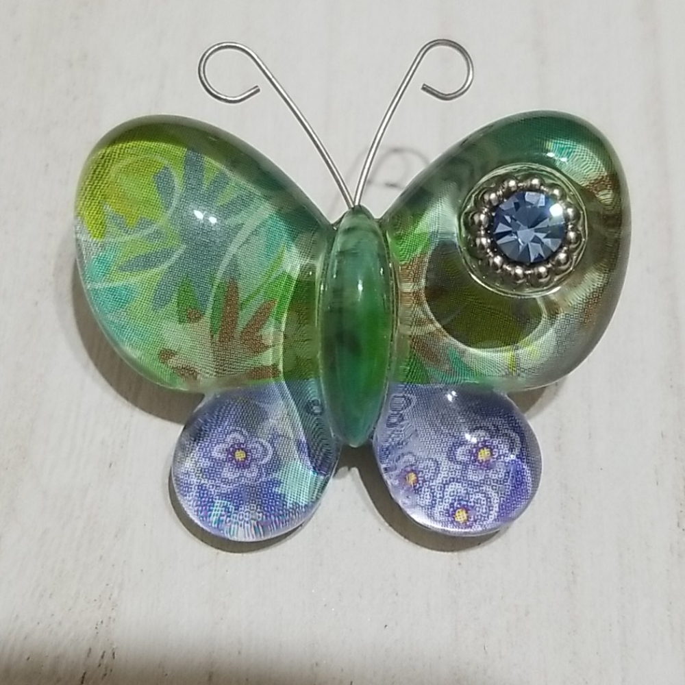 2000s Colorful 3D Butterfly Pin